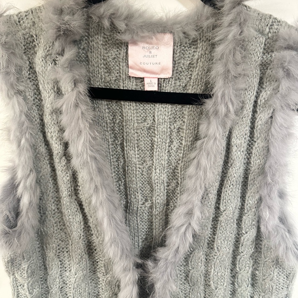 Romeo and Juliet Knit Vest with Real Rabbit Fur